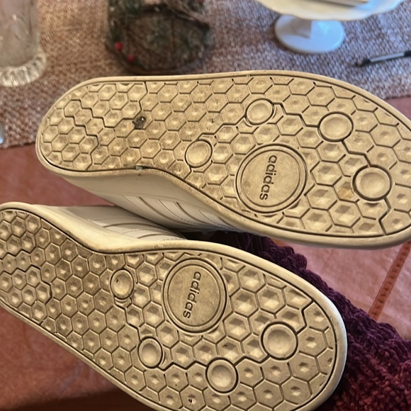 Adidas sneakers - Picture 4 of 4